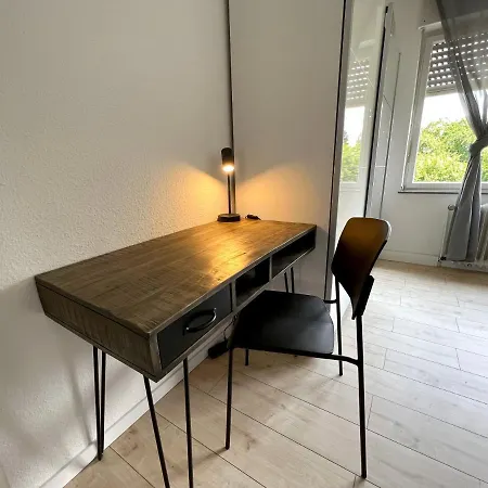 One Bed And One Sofa Bed, Self Check In, Invoice Apartment Monchengladbach Exterior photo