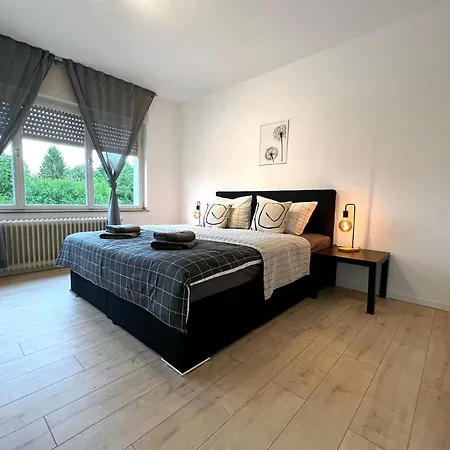One Bed And One Sofa Bed, Self Check In, Invoice Apartment Monchengladbach Exterior photo
